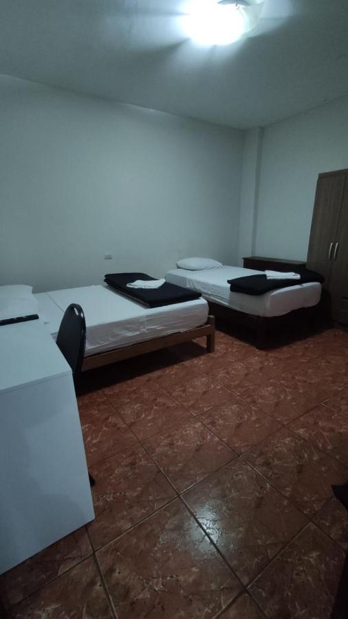 Guest House Тумбес Екстер'єр фото