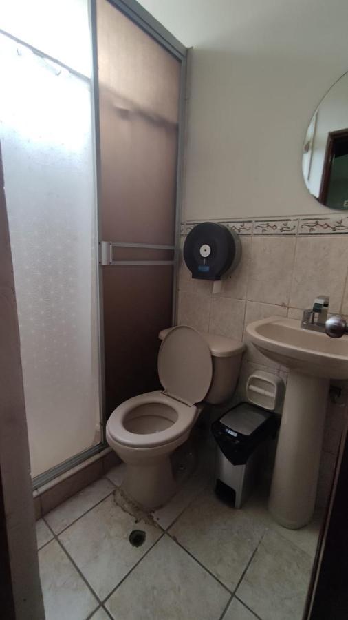 Guest House Тумбес Екстер'єр фото
